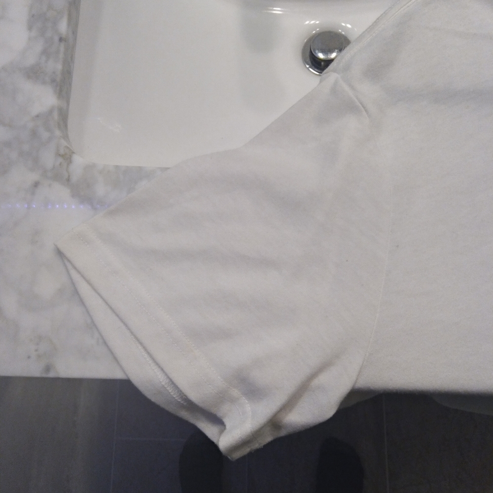 Shirt - Picture 5 of 8